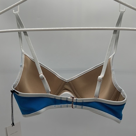 Women's Size 32D Swimwear Top Shade & Shore NEW WITH TAG BLUE Lightly Lined - Picture 2 of 3